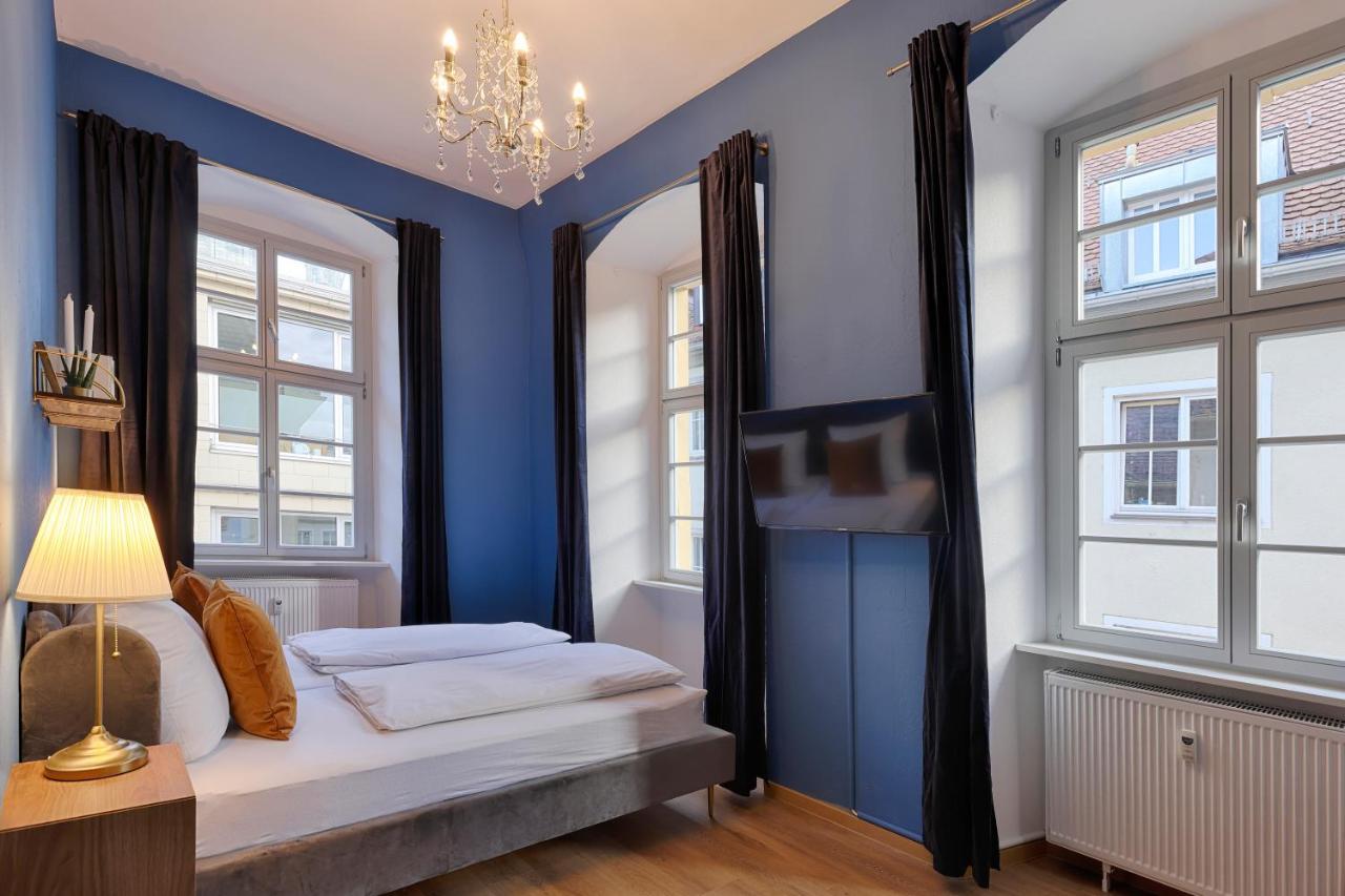 Homie Stay Am Marktplatz - Wohnen Im Historischen Balthasar-Neumann-Apartment Вюрцбург Экстерьер фото